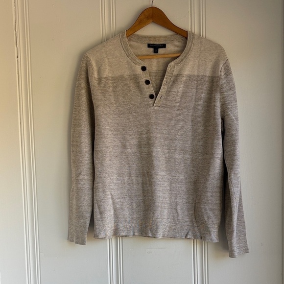 Banana Republic Other - 3/$30! Banana Republic Taupe Knit Sweater